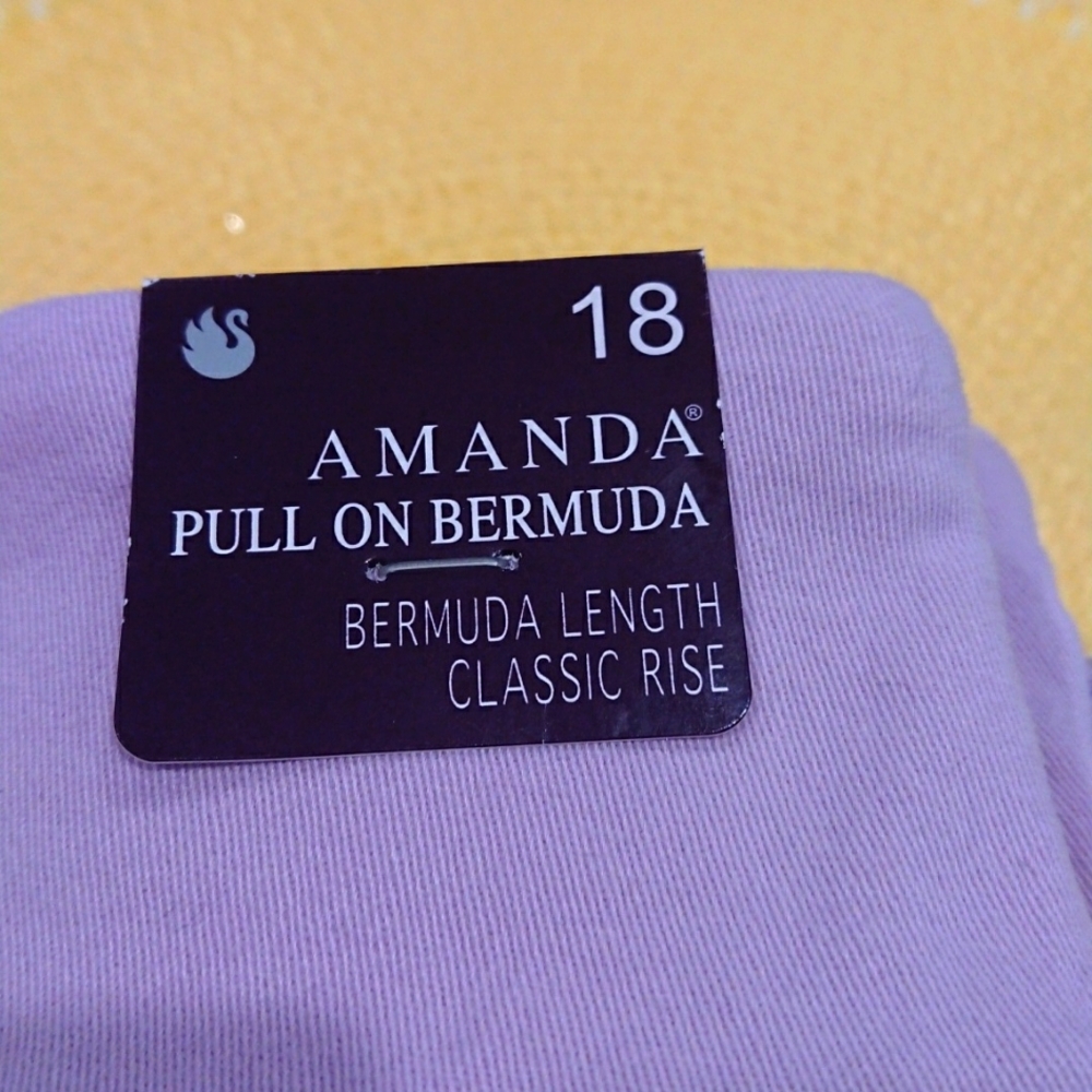 Gloria Vanderbilt Purple Bermuda Shorts Tailored  98% Cotton 2% Spandex - Picture 11 of 11